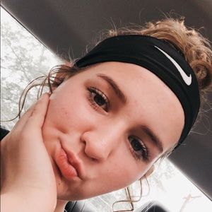 Meet your Posher, Riley